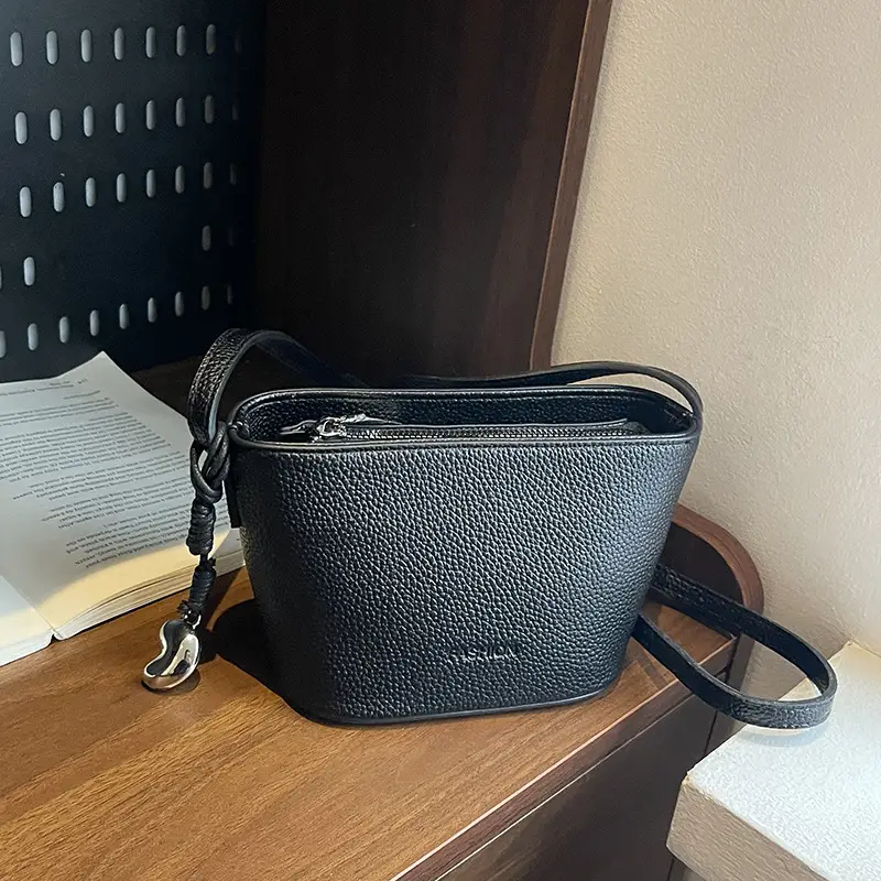 Red Korean Style Shoulder Crossbody Bag for Women - Image 4