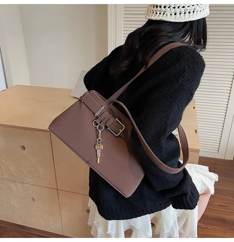 Pink Leather Shoulder Bag for Women 2025 — feature 19