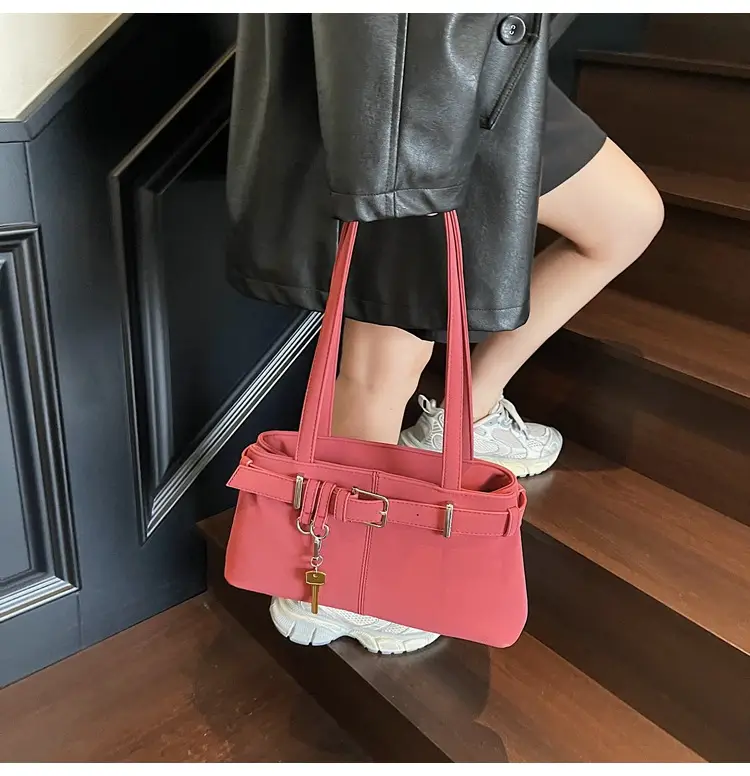 Pink Leather Shoulder Bag for Women 2025 — feature 37