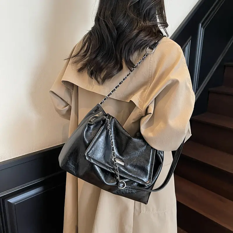White Chain Crossbody Bag for Women 2025 - Image 8