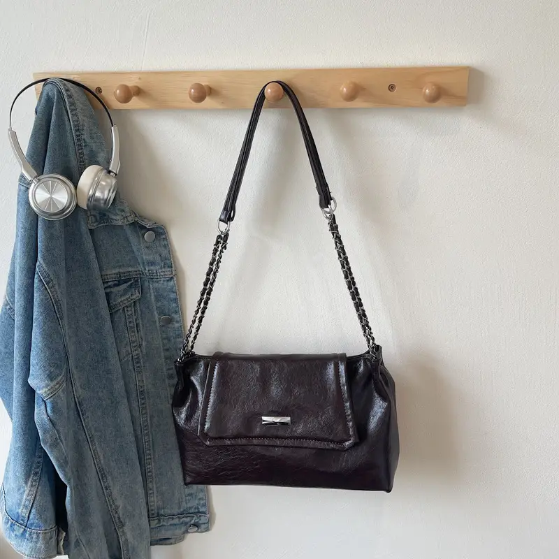 White Chain Crossbody Bag for Women 2025 - Image 3