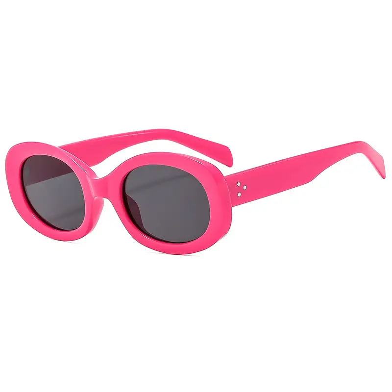 New Retro Black Oval Sunglasses for Women - Image 2