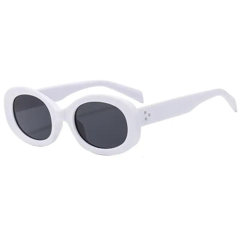 New Retro Black Oval Sunglasses for Women - Image 4