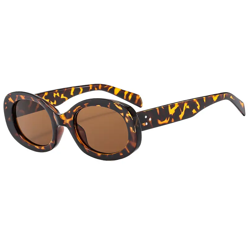 New Retro Black Oval Sunglasses for Women - Image 7