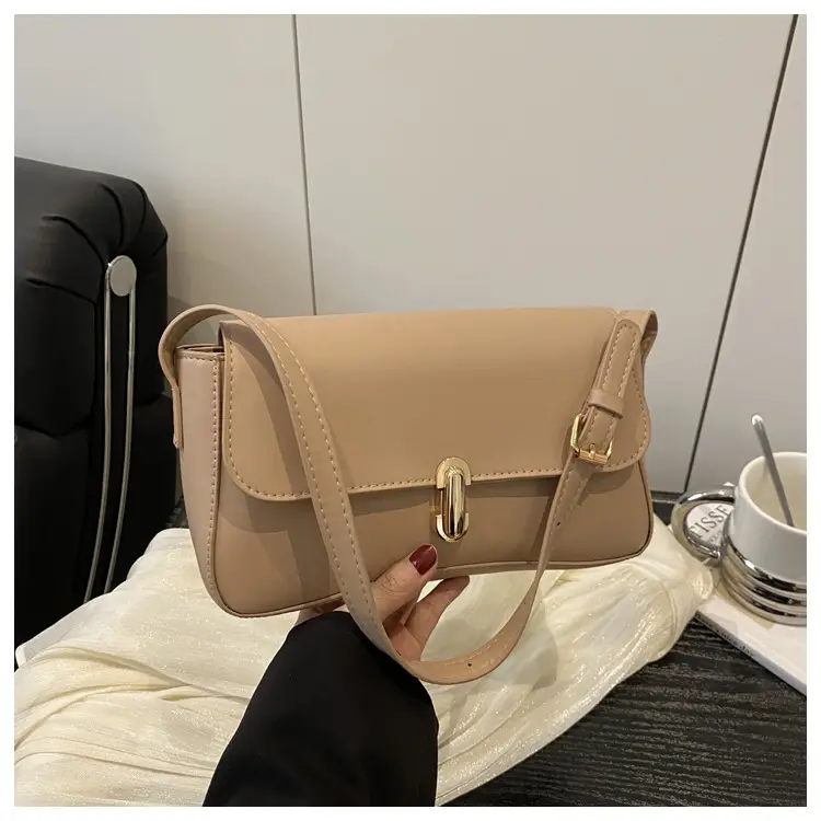Women's 2025 Summer Lock Shoulder Bag Set of 4 — feature 47