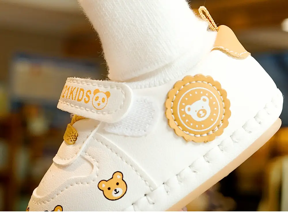 Baby Shoes White Green Newborn Soft Sole 0-1Y — feature 1