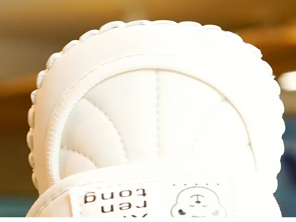 White Soft Sole Beginner Baby Shoes 0-1 Years — feature 1