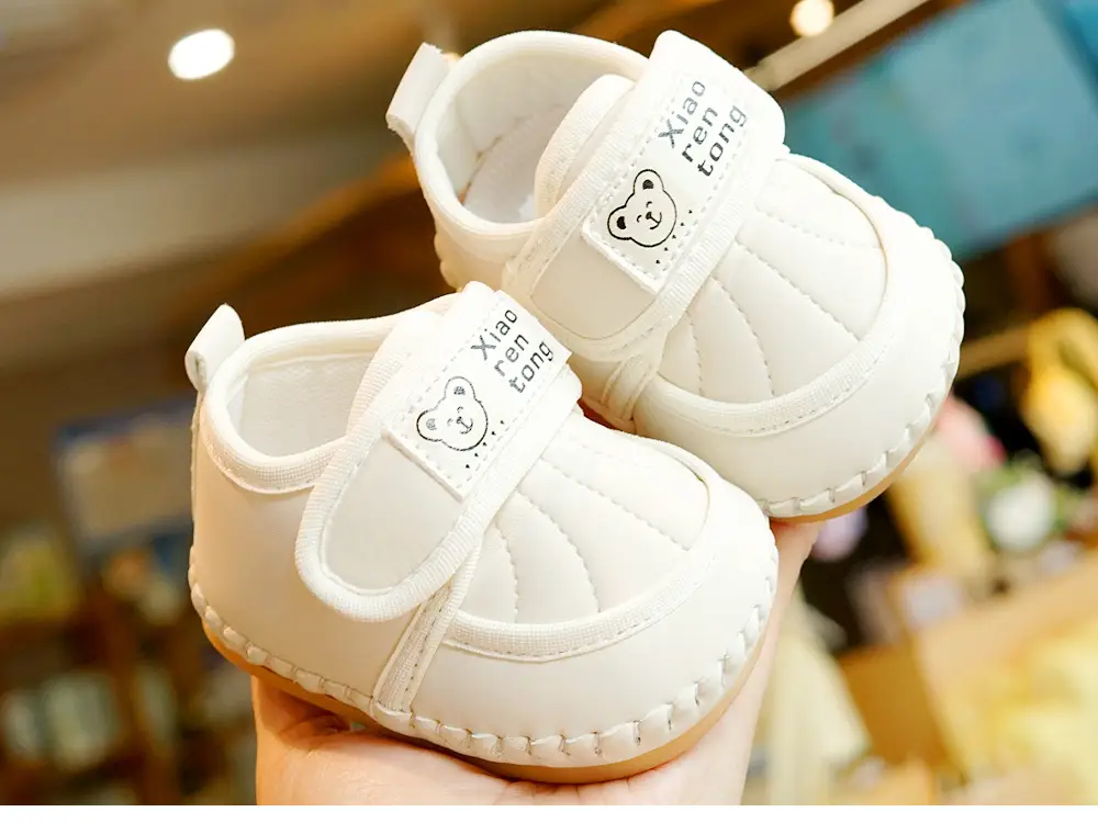 White Soft Sole Beginner Baby Shoes 0-1 Years — feature 4