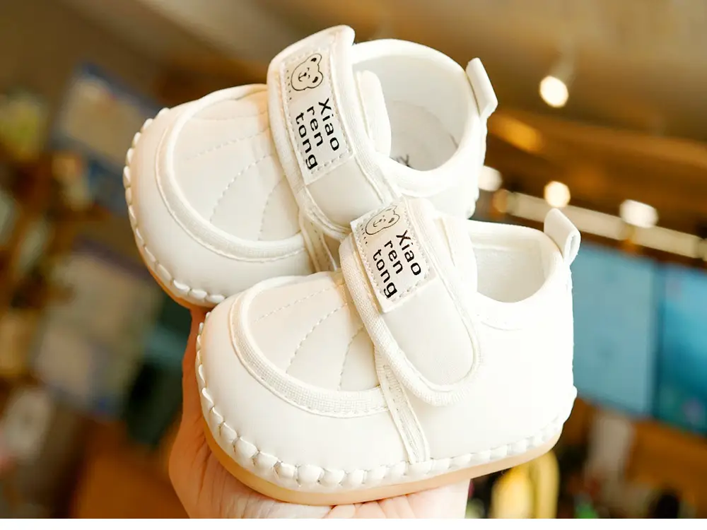 White Soft Sole Beginner Baby Shoes 0-1 Years — feature 5