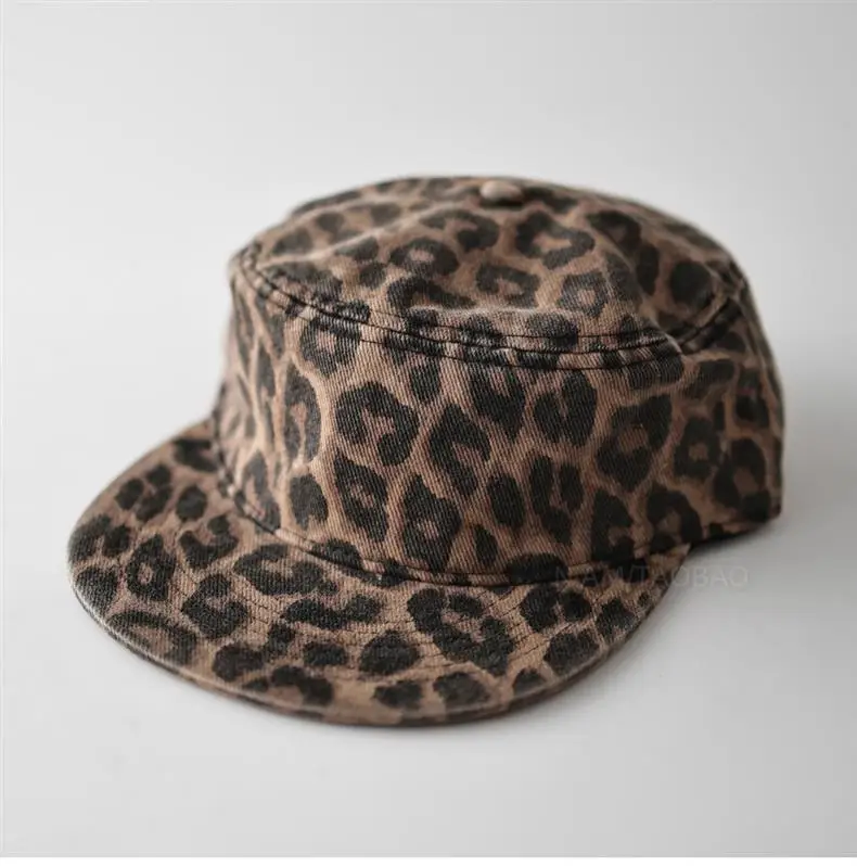 Black Flat-Brim Hat for Men Women Unisex Casual Sunshade — feature 4