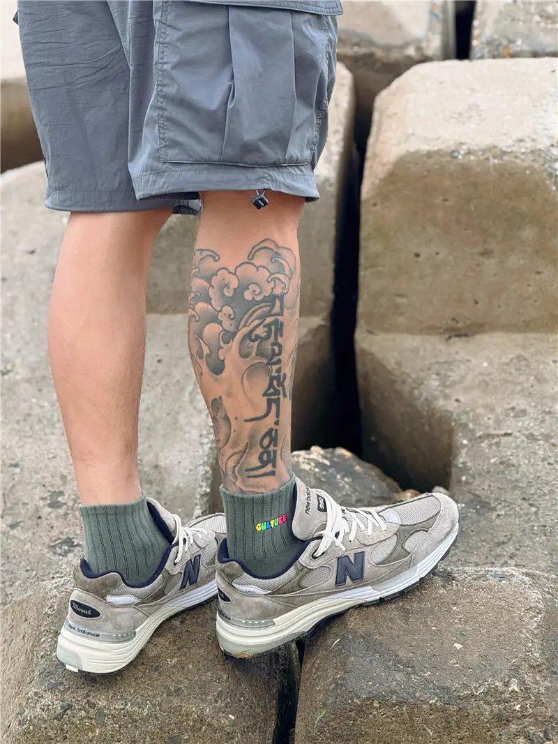 Cityboy Socks Men's Korean Style Ins Trendy Embroider Stylish Colorfulful Letter Accent High Street Skateboarding Sports Mid-Calf Socks — feature 11