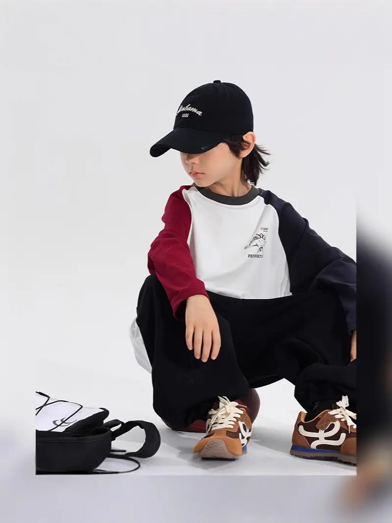 Kids Japanese Style Raglan Sleeve T-Shirt Red White Black - Image 6