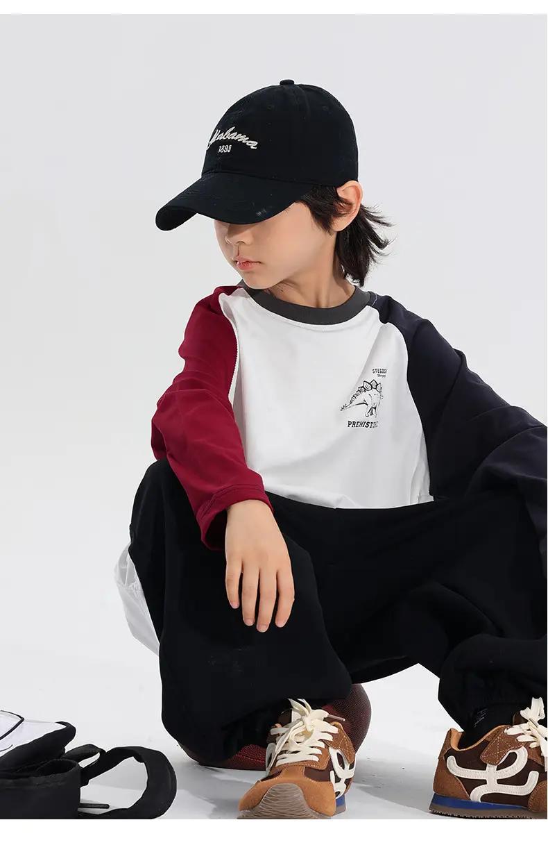 Kids Japanese Style Raglan Sleeve T-Shirt Red White Black — feature 10