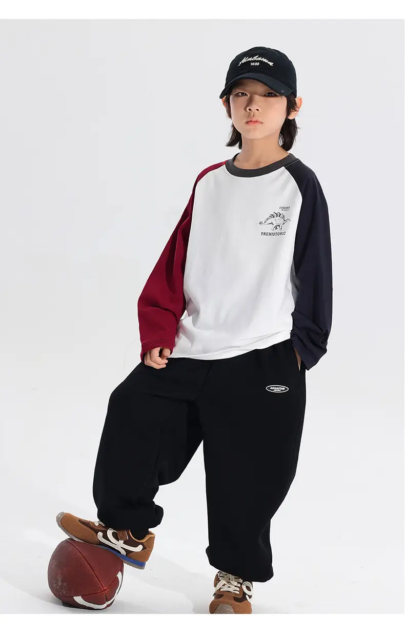 Kids Japanese Style Raglan Sleeve T-Shirt Red White Black — feature 13