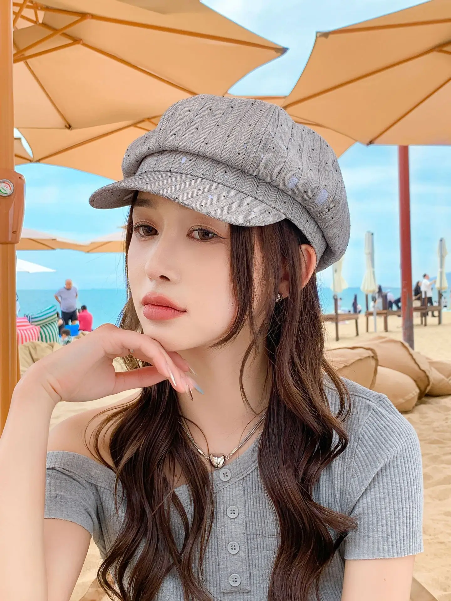 Women Duckbill Beret Smaller Face Hat for Summer — feature 11