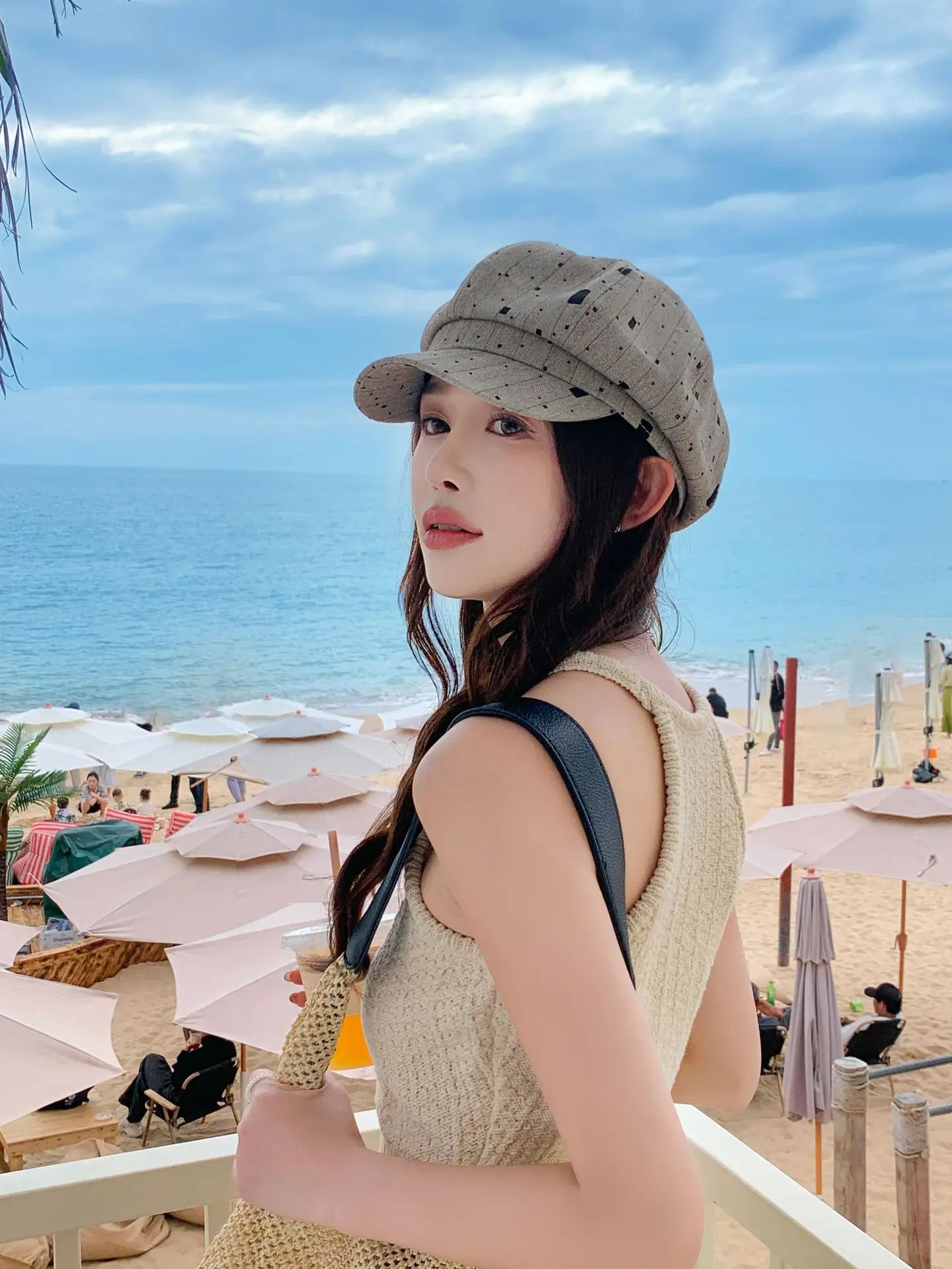 Women Duckbill Beret Smaller Face Hat for Summer — feature 14