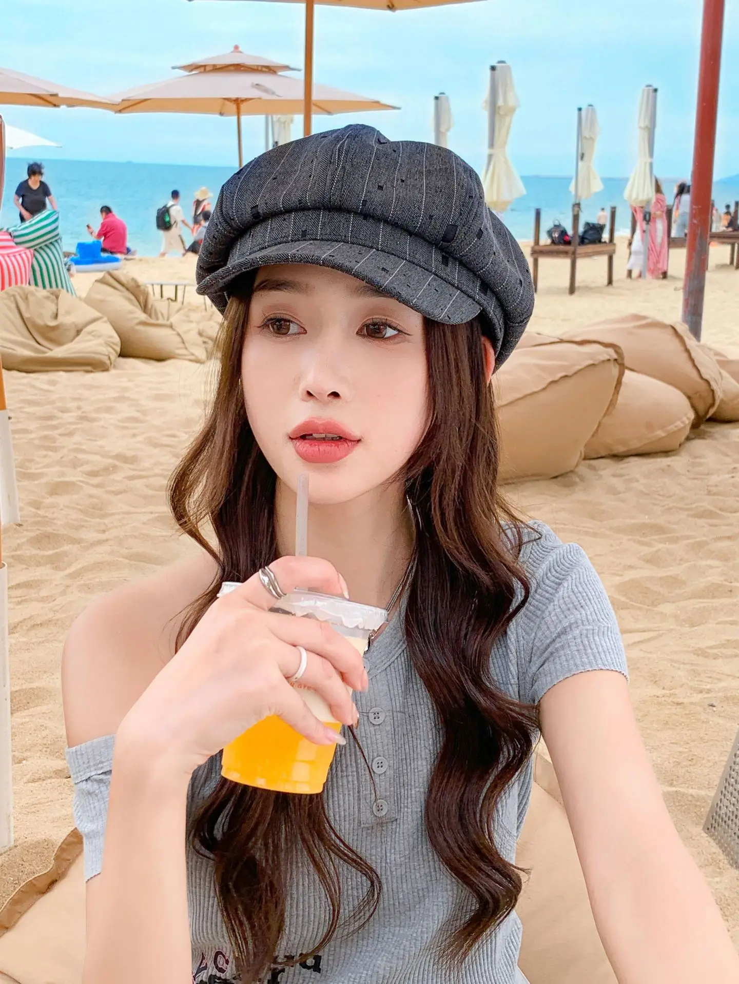 Women Duckbill Beret Smaller Face Hat for Summer — feature 3