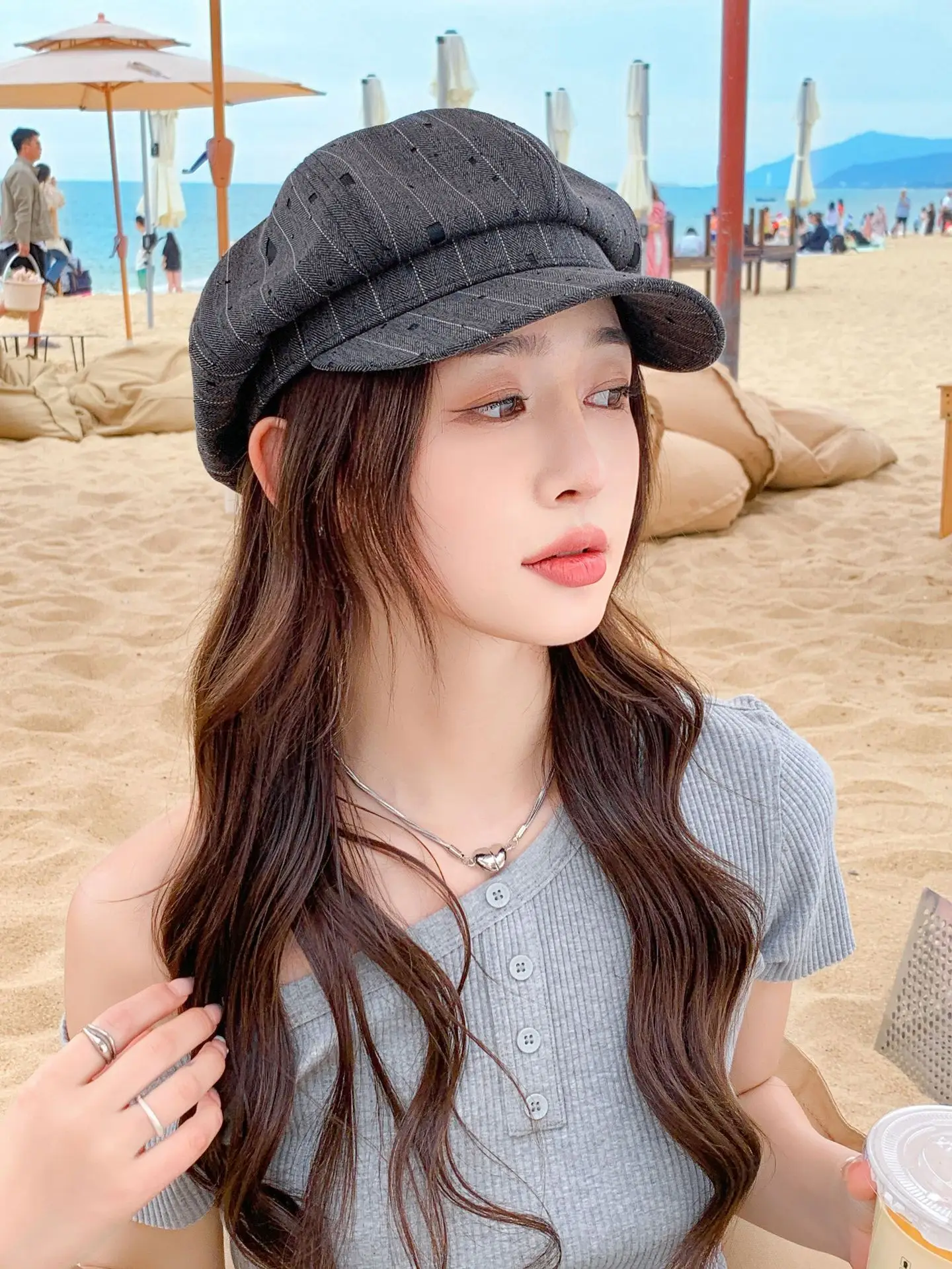 Women Duckbill Beret Smaller Face Hat for Summer — feature 6