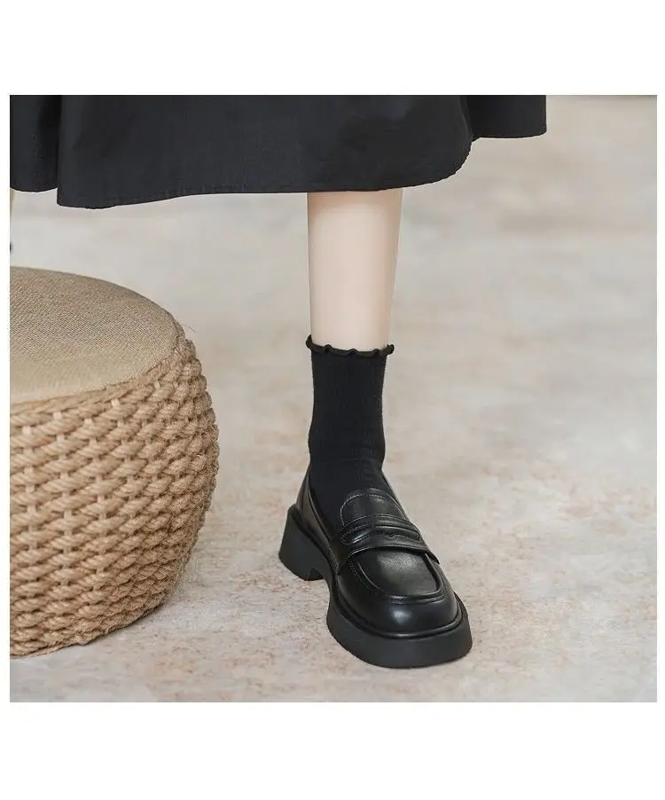 Women's Black Leather Slip-On Loafers Thick Soled Autumn — feature 7