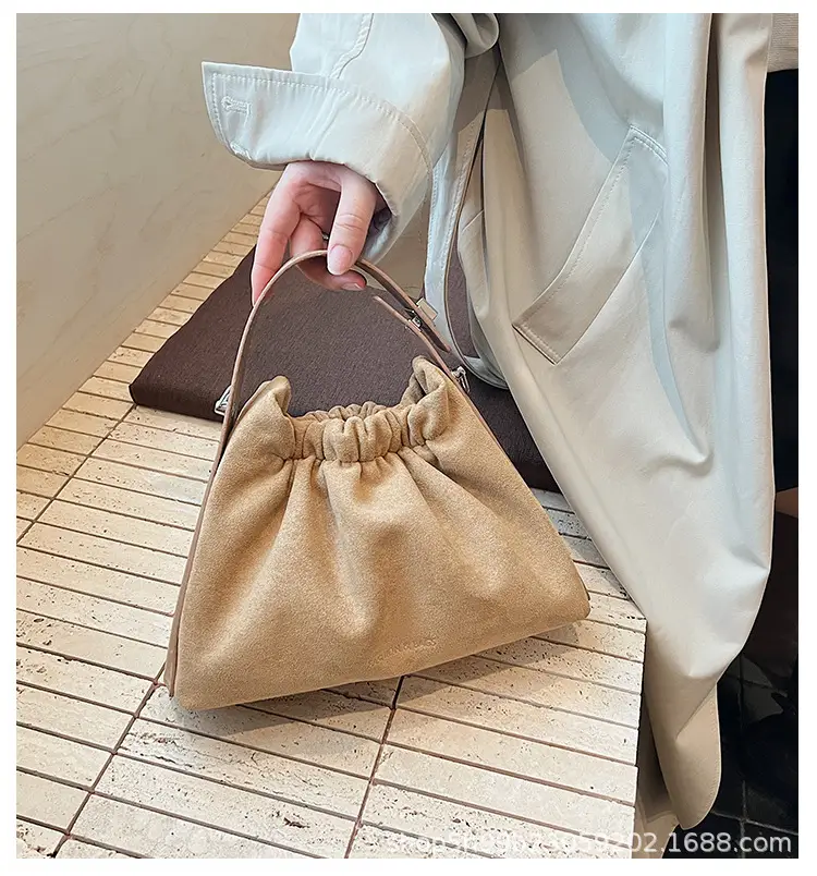 Trendy Pleated Shoulder Bag for Women Tan — feature 1
