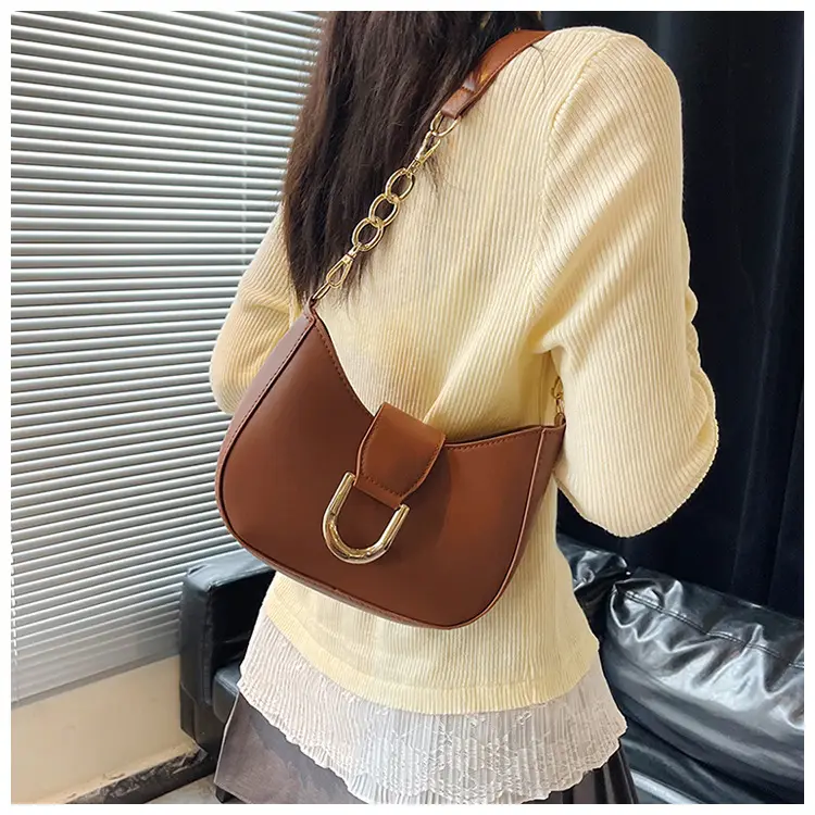 Retro Chain Shoulder Bag for Women Brown 2026 — feature 14