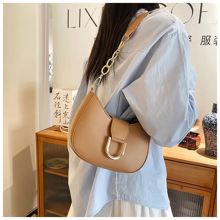 Retro Chain Shoulder Bag for Women Brown 2026 — feature 20