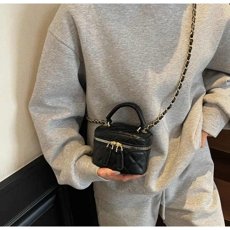 Women Quilted Chain Crossbody Bag Beige Gold Strap — feature 20