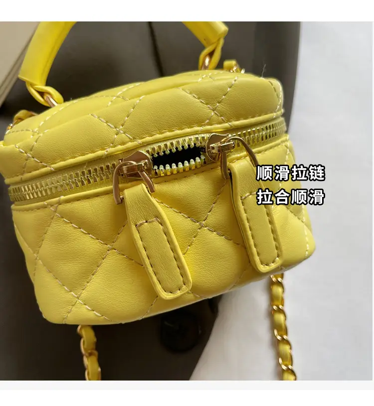Women Quilted Chain Crossbody Bag Beige Gold Strap — feature 6