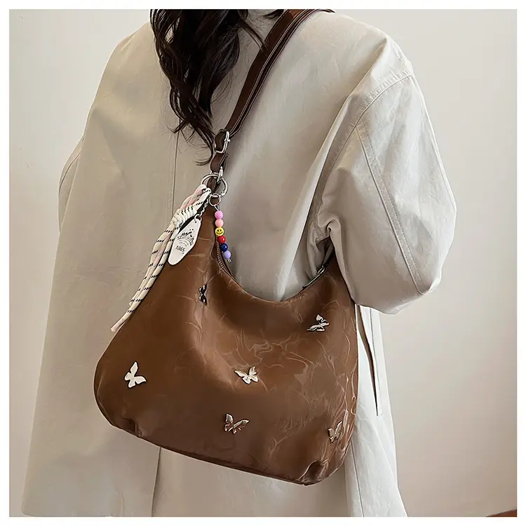 Women's Large Capacity Crossbody Bag with Tassel — feature 20
