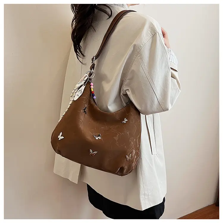 Women's Large Capacity Crossbody Bag with Tassel — feature 22