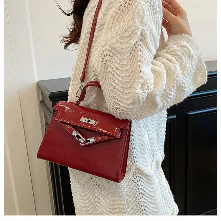 Red Square Handbag for Women 2025 New Versatile Shoulder Crossbody Kelly Bag — feature 10
