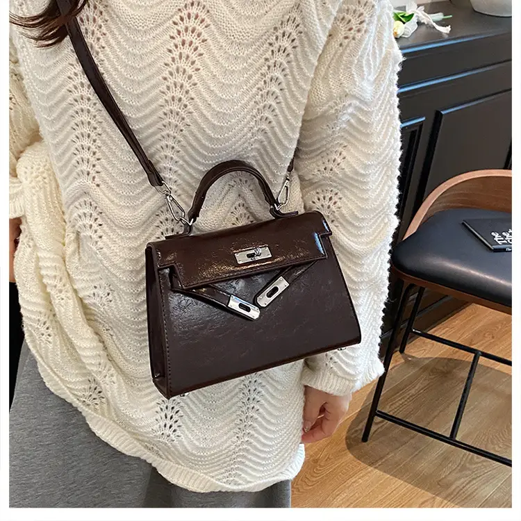 Red Square Handbag for Women 2025 New Versatile Shoulder Crossbody Kelly Bag — feature 12