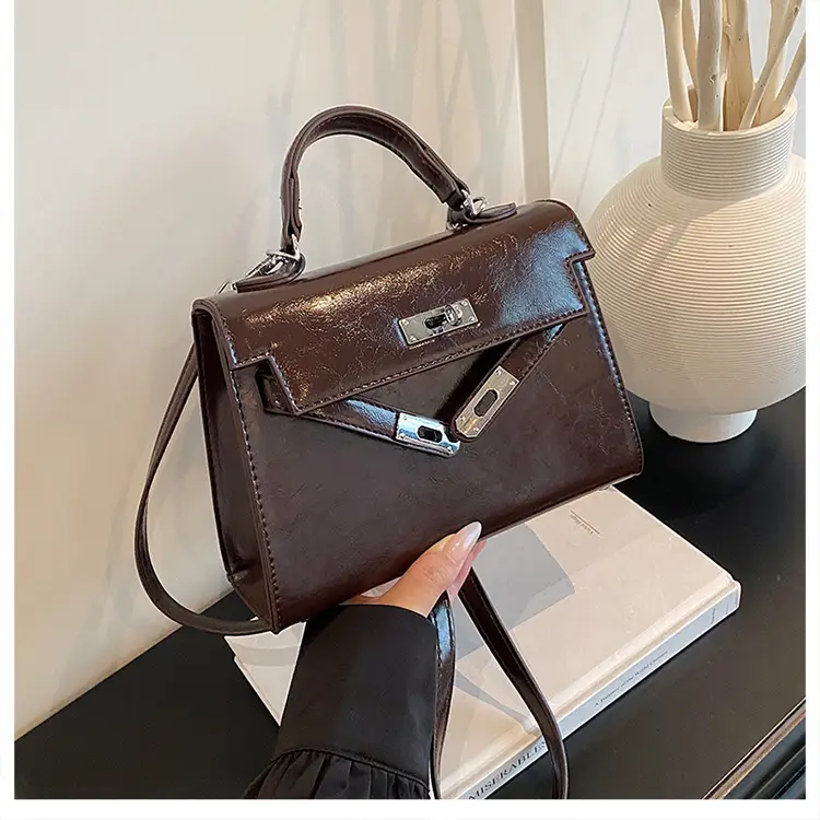Red Square Handbag for Women 2025 New Versatile Shoulder Crossbody Kelly Bag — feature 27
