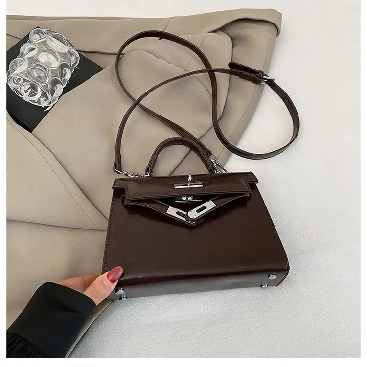 Red Square Handbag for Women 2025 New Versatile Shoulder Crossbody Kelly Bag — feature 28