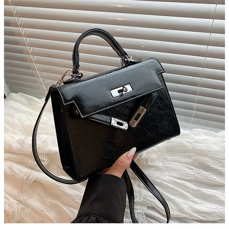 Red Square Handbag for Women 2025 New Versatile Shoulder Crossbody Kelly Bag — feature 30