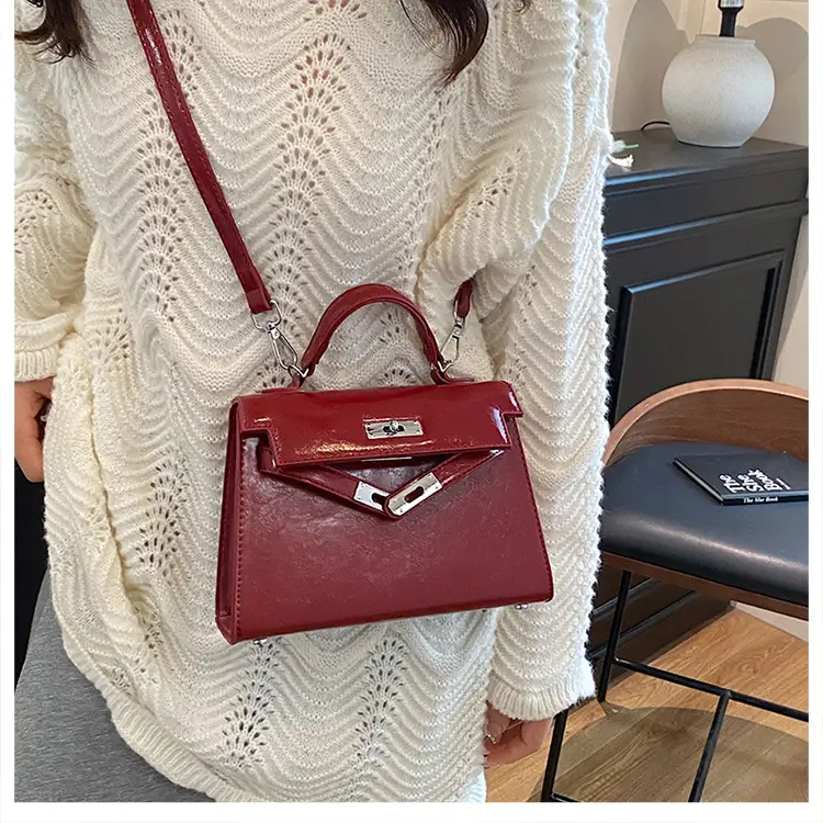 Red Square Handbag for Women 2025 New Versatile Shoulder Crossbody Kelly Bag — feature 9