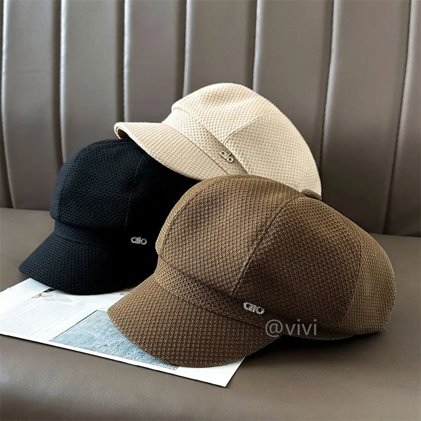 Women's Black Duckbill Hat Autumn Winter Large Circumference - Image 9