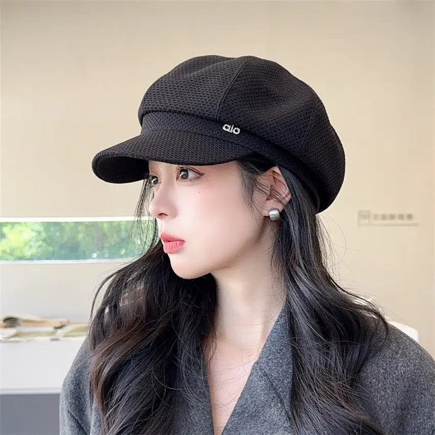 Women's Black Duckbill Hat Autumn Winter Large Circumference — feature 2