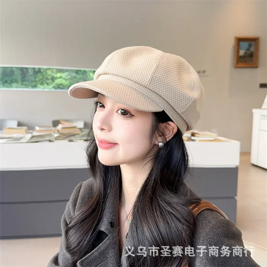 Women's Black Duckbill Hat Autumn Winter Large Circumference — feature 3
