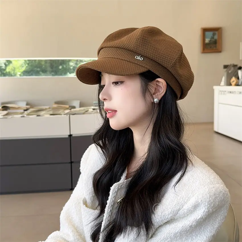 Women's Black Duckbill Hat Autumn Winter Large Circumference — feature 9