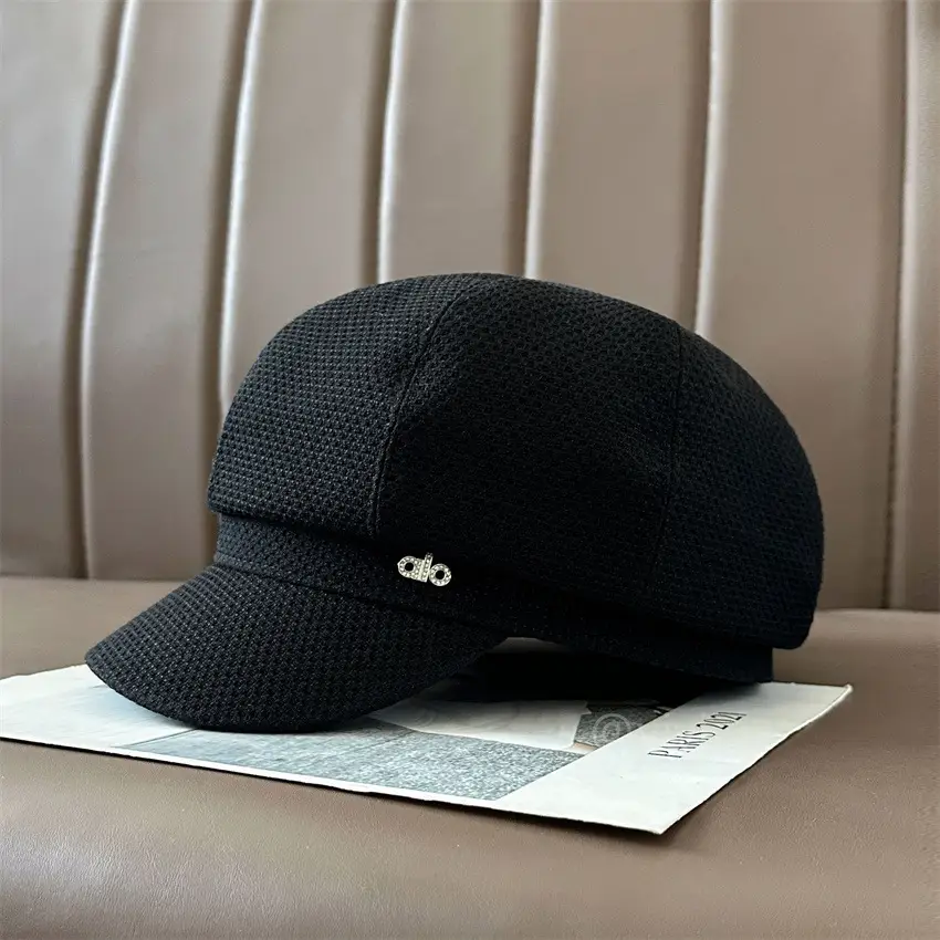 Women's Black Duckbill Hat Autumn Winter Large Circumference - Image 5