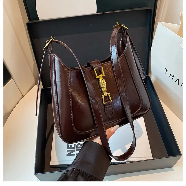 Women's Large Capacity Underarm Bag Brown Leather — feature 17