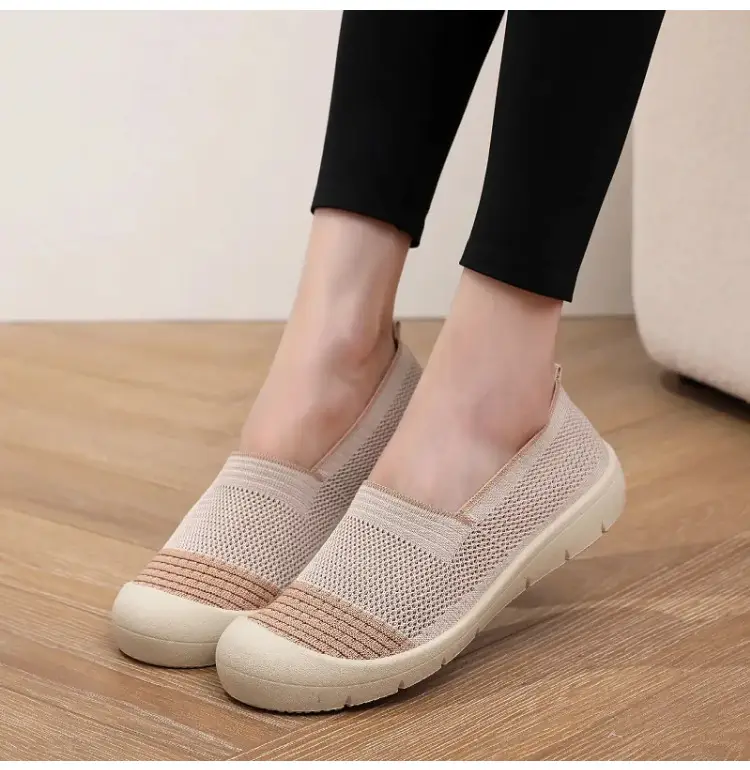 Shoes for Women in Summer New Style Versatile Casual Fly-Woven Mesh Breathable Thick-Soled Soft-Soled Non-Tiring Foot-Slip Mom Shoes — feature 12