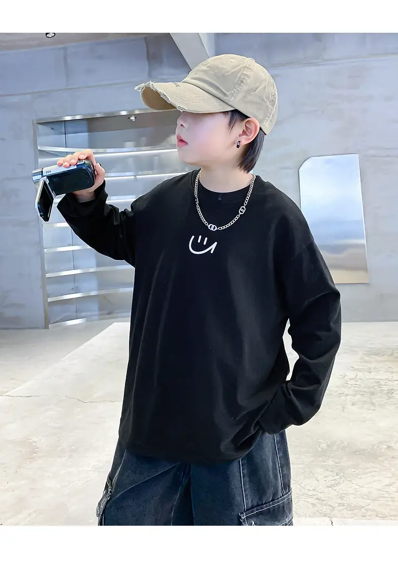 Men White Long Sleeve T-Shirt with Logo — feature 20