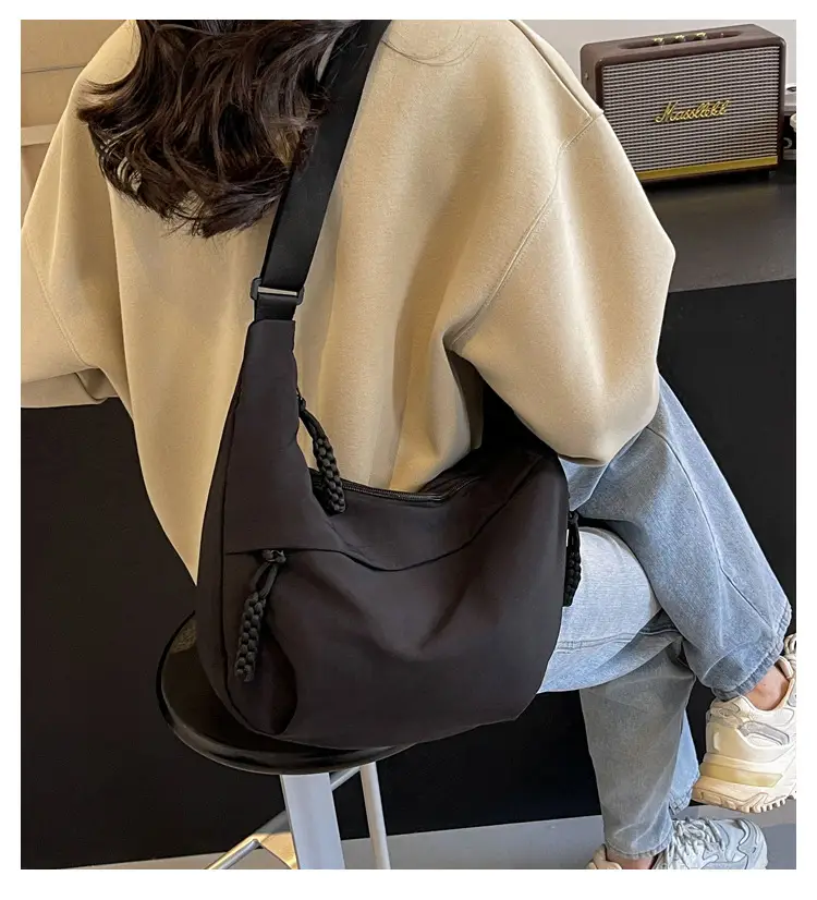 Women Crossbody Bag Large Capacity Beige Leather — feature 2