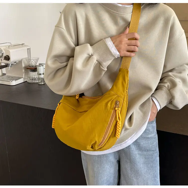 Women Crossbody Bag Large Capacity Beige Leather — feature 9