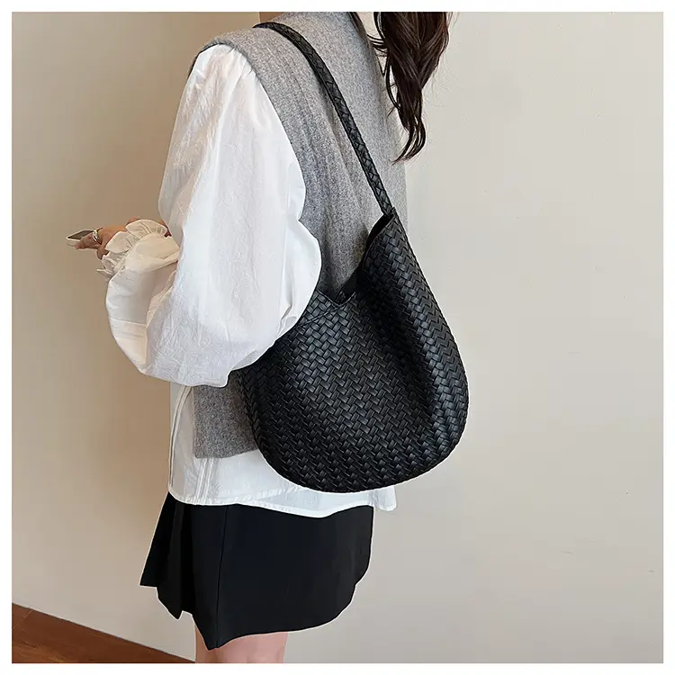 Brown Woven Women's Shoulder Bag 2025 New Commuter Tote — feature 19