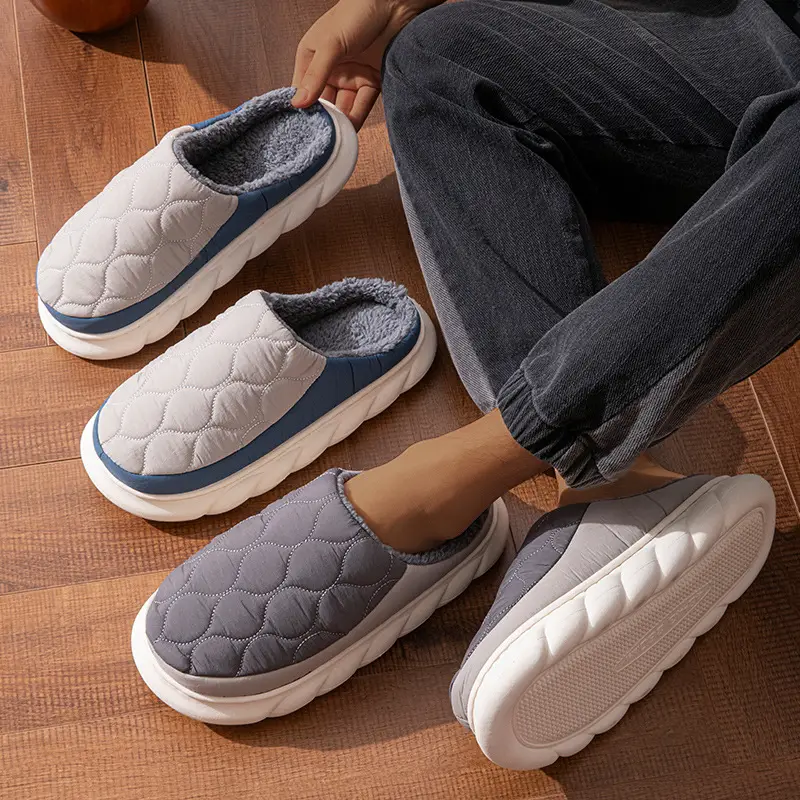 Men's Winter Large Size Comfortable Thick Plush Home Anti-Dirty Anti-Slip Cotton Slippers for Men with Non-Stinky Feet and Warm Cotton Slippers for Men in Autumn and Winter