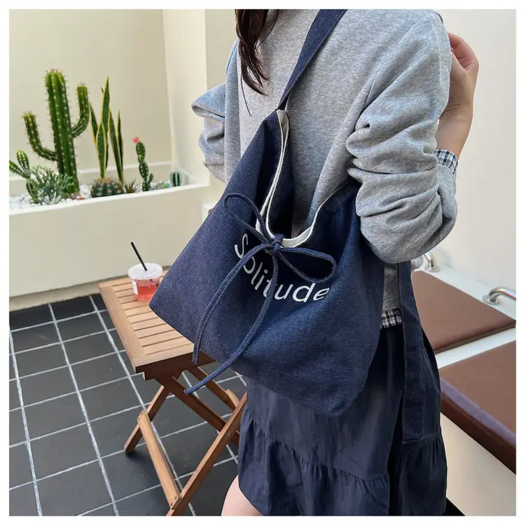 Women Crossbody Bag Korean Style Large Capacity Navy White — feature 21