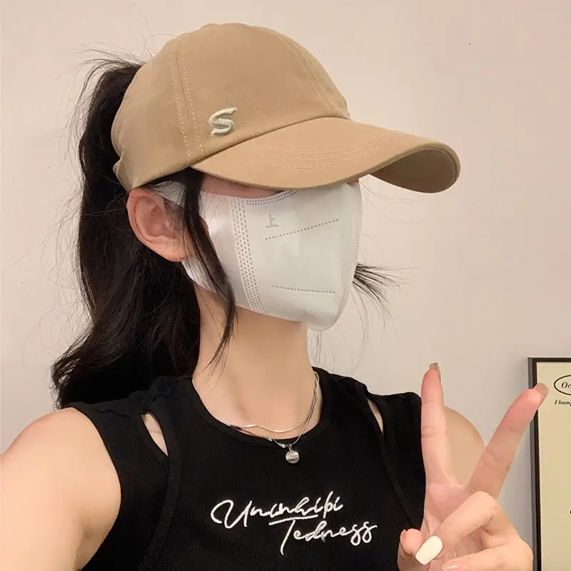 Women Sun Hat with Wide Brim & Face-Slimming Design - Image 4
